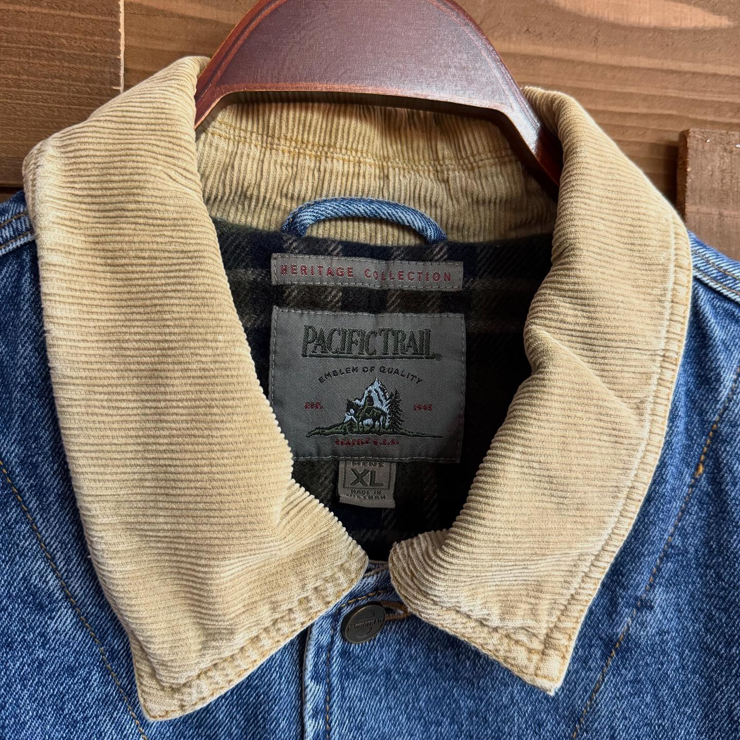 PACIFIC TRAIL DENIM JACKETの新入荷...