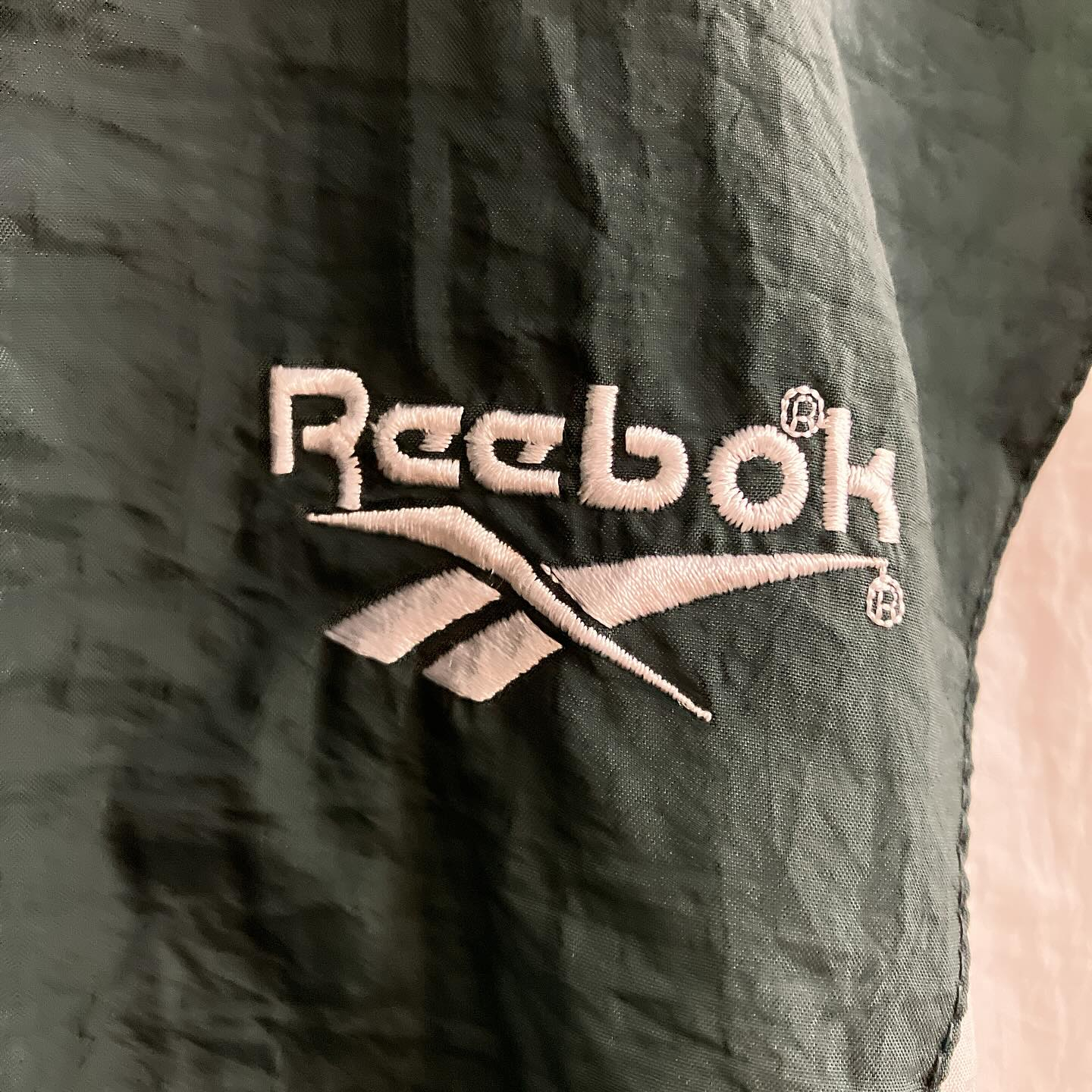 《Reebok 90s nylon jacket》