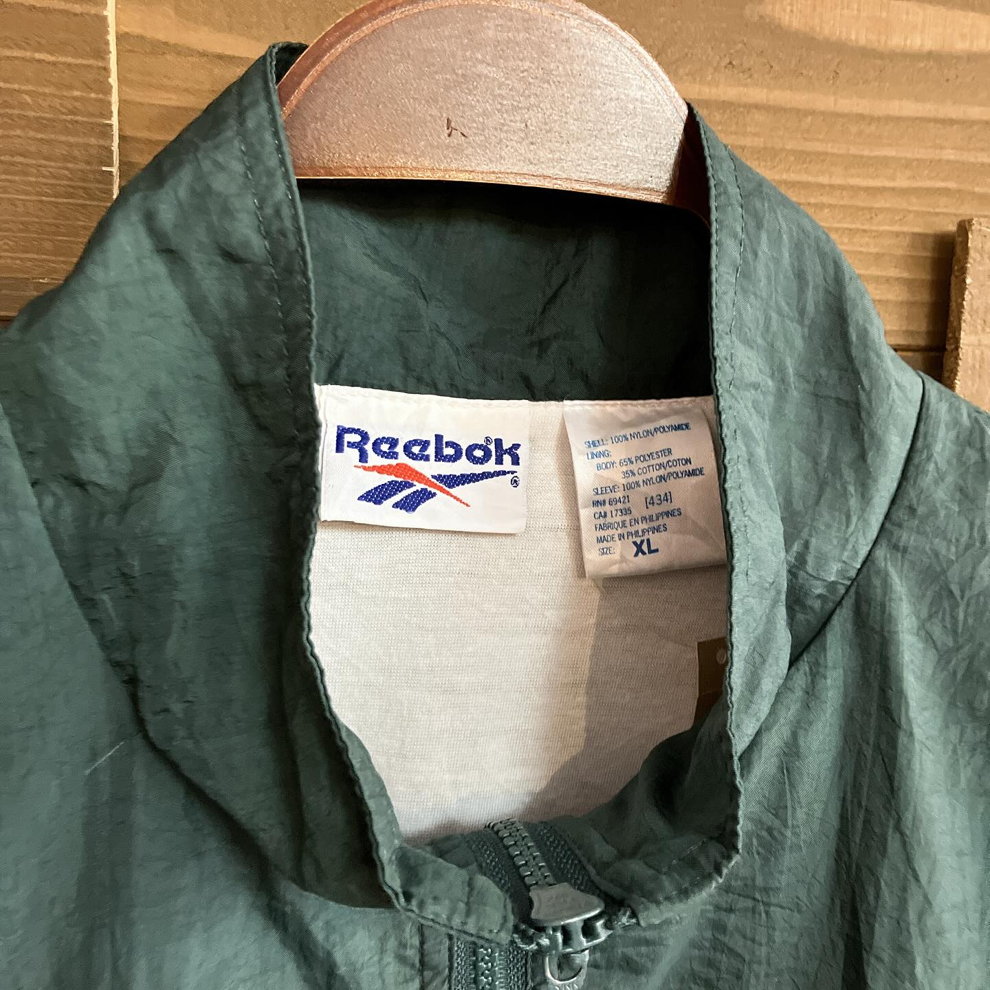 《Reebok 90s nylon jacket》