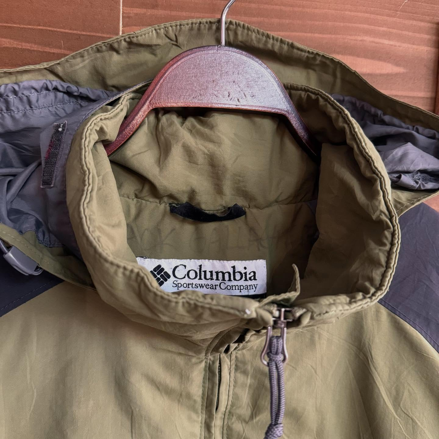 《Colombia mountain jacket》