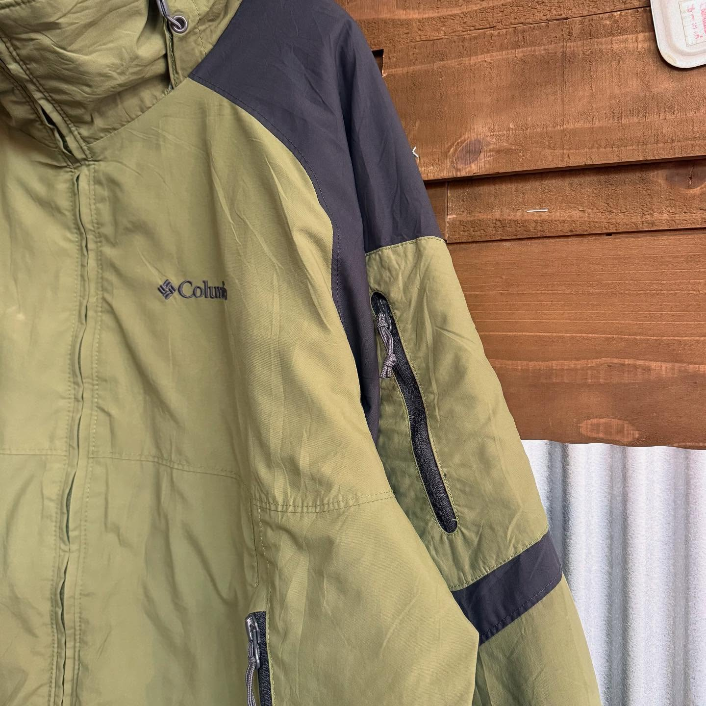 《Colombia mountain jacket》