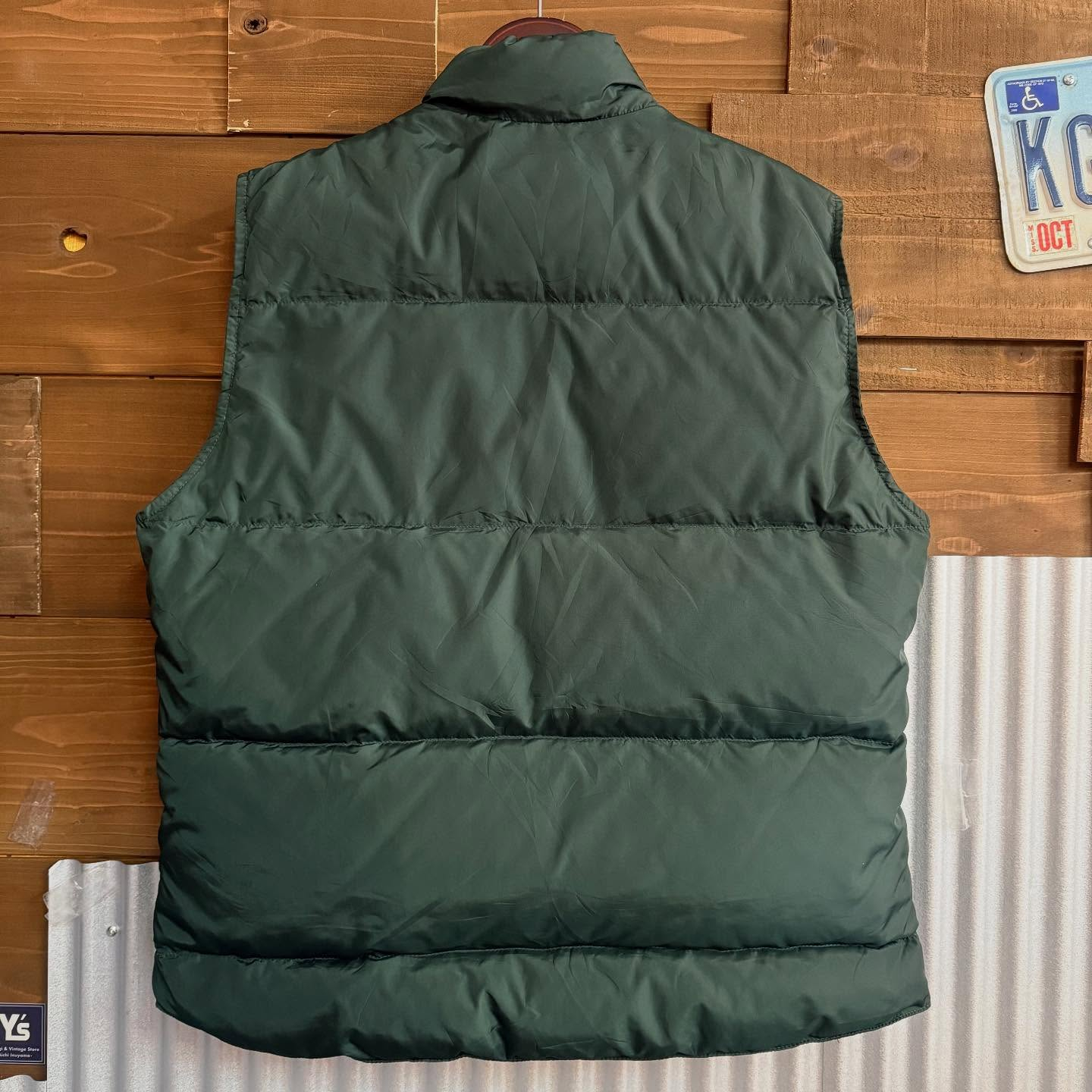 《Wool Rich Down Vest》