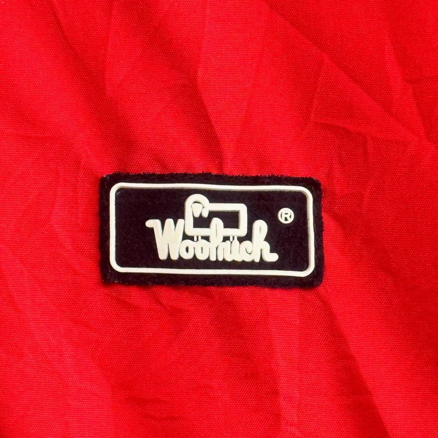 《Woolrich nylon vest》