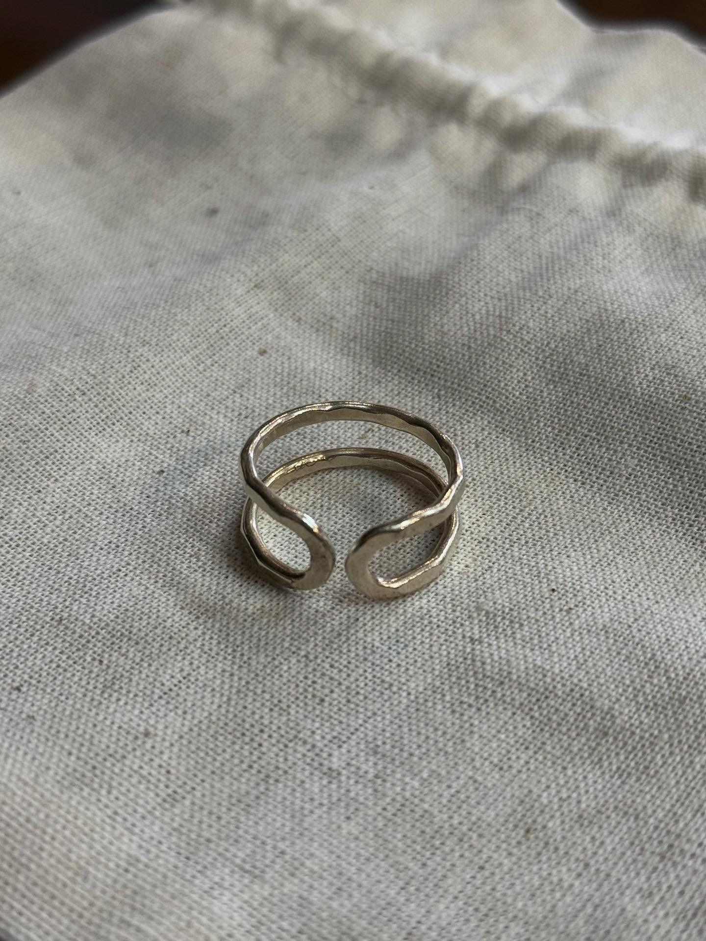 Karen Silver – HORSESHOE STYLE